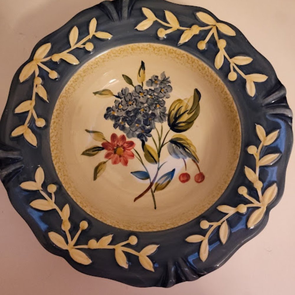 Certified International "FLORA" by PAMELA GLADDING ~  RETIRED Soup/Pasta Bowl